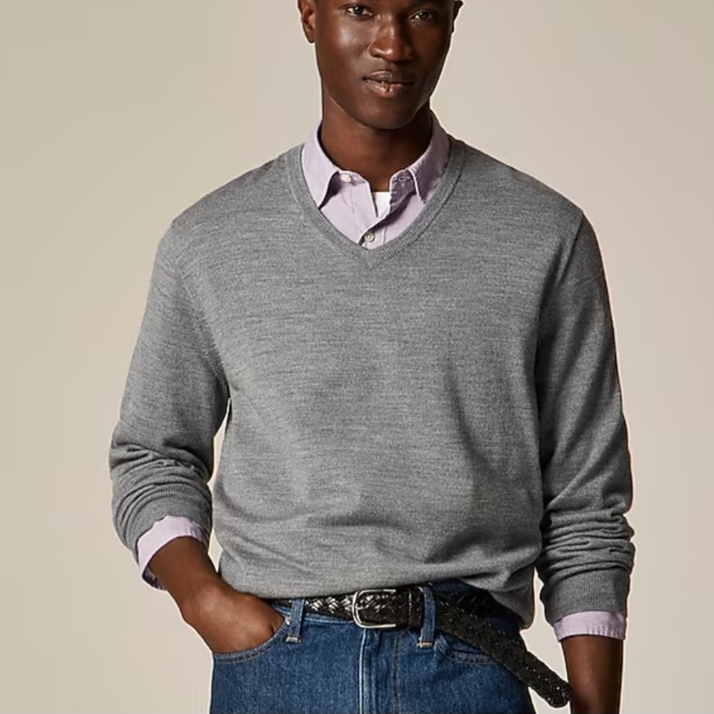 J. Crew Mens Slim Fit XL 100% Merino Wool Heather Metal V-Neck Sweater